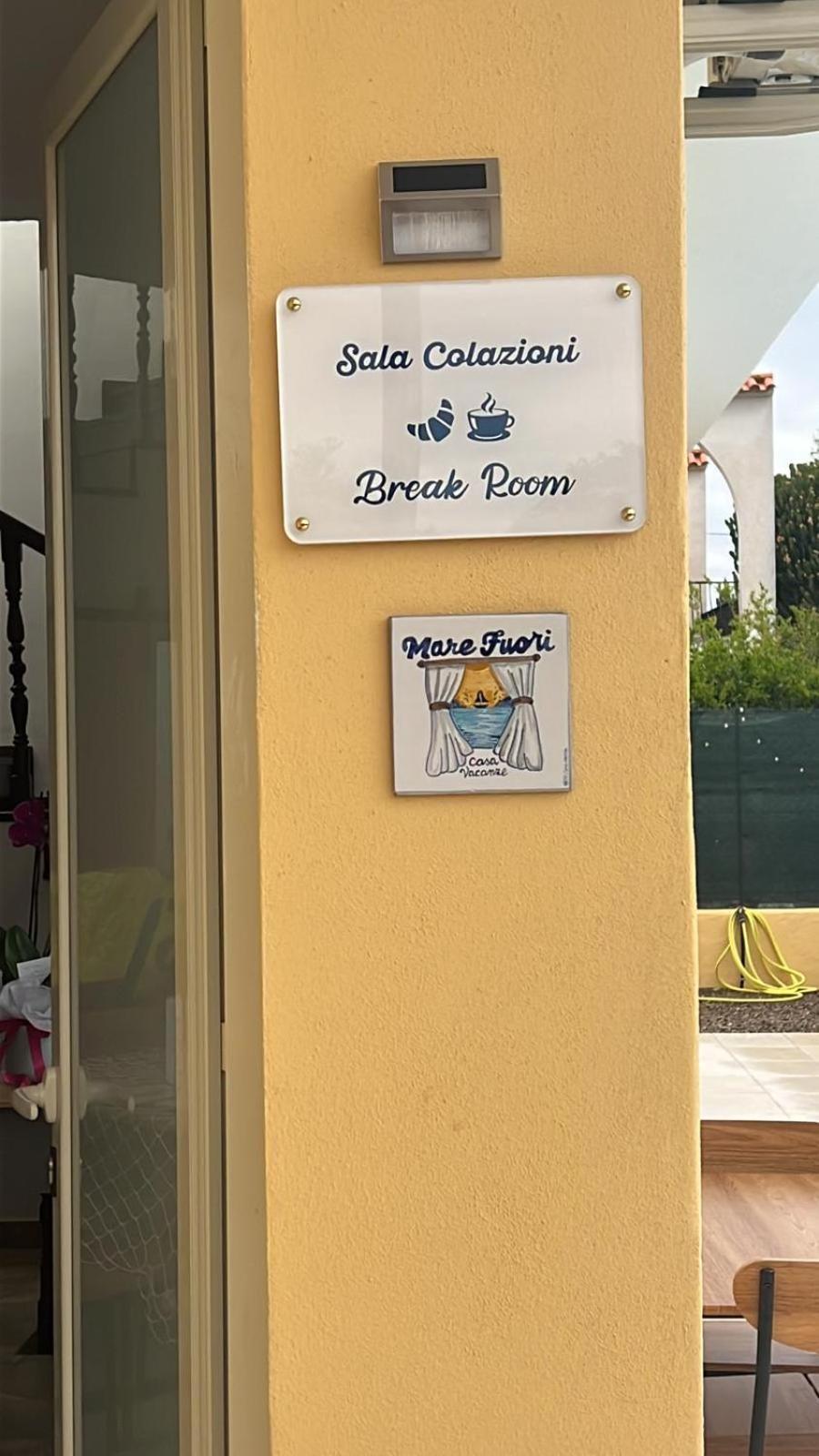 Casa Vacanze Mare Fuori 卡波特拉 外观 照片
